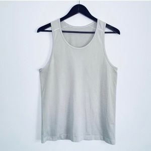 Lululemon Metal Vent Tech Tank in Mvt Space Dye Silver Spoon Size S